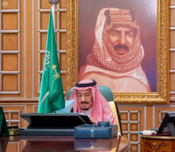 مجلس الوزراء يوافق على نظام المنشآت والمستحضرات الصيدلانية والعشبية