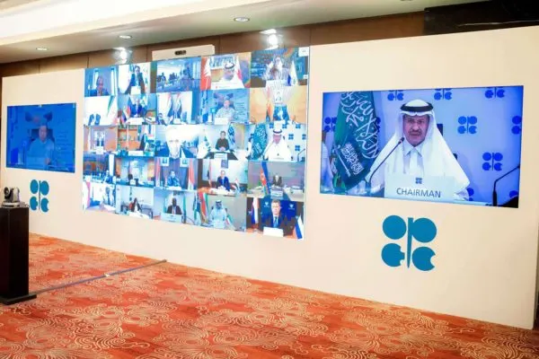 مجموعة العشرين تتعهد اتخاذ إجراءات تعيد الاستقرار إلى أسواق النفط