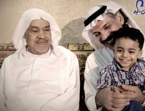 احترازات كورونا تجرح قلب إبراهيم الحساوي مرّتين.. وفاة شقيقته.. ثم والده
