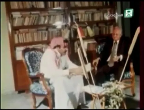 ما هو سر ولع محمد رضا نصر الله بعلي جواد الطاهر..؟