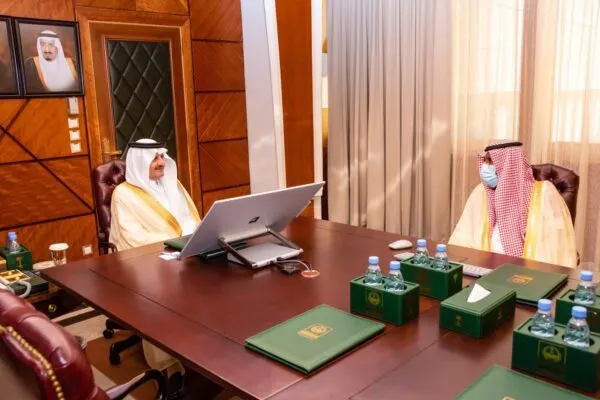أمير الشرقية: الالتزام الجاد والإبلاغ عن التجاوزات يحافظ على مكتسبات الوطن