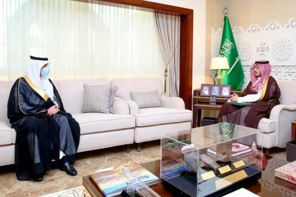 نائب أمير الشرقية يشدد على التزام المسافرين الإجراءات الاحترازية