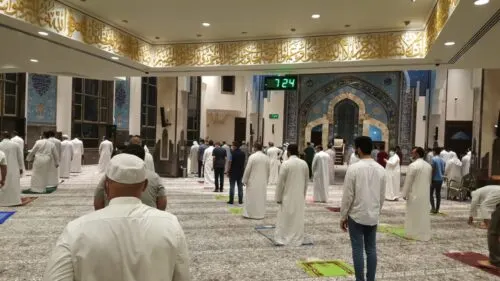 [صور] مسجد الخضر.. عودة صلاة الجماعة منذ بداية كورونا