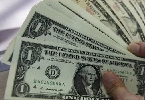 3 سودانيين يبيعون 5 ملايين دولار و148 ألف ريال مزيفة