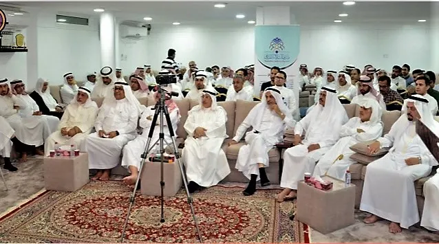 خُمْس جمهور منتدى الثلاثاء نساء.. و65% فوق سن الخمسين