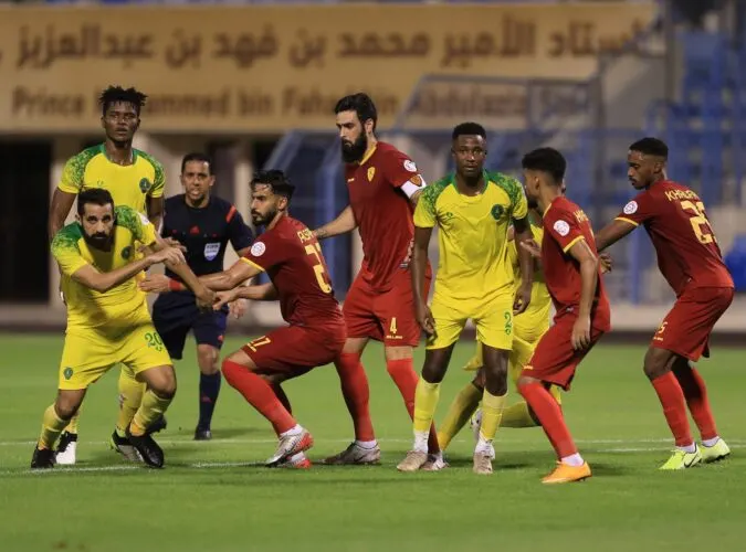 الخليج يعادل القادسية بهدفين سيهاتيين