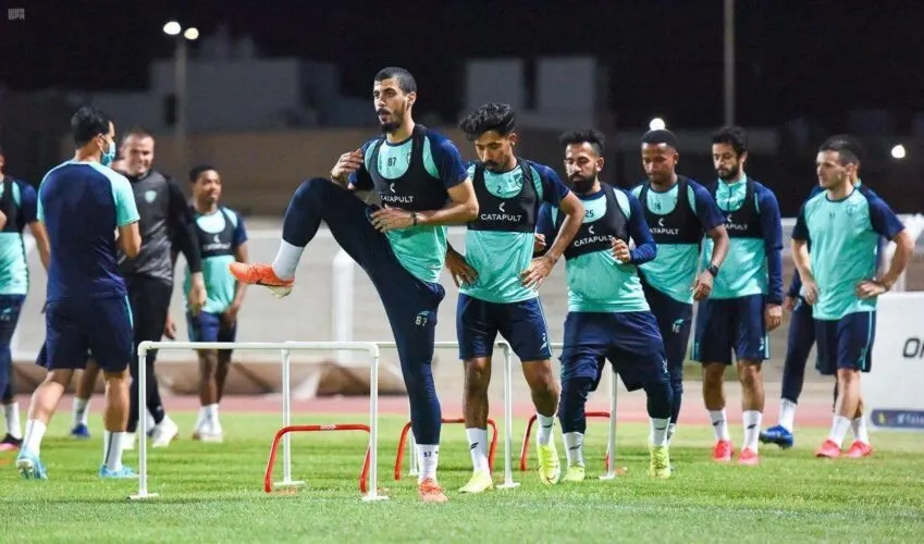 الدوري السعودي يستأنف الثلاثاء وفحوص “كورونا” لـ31 حكماً أجنبياً