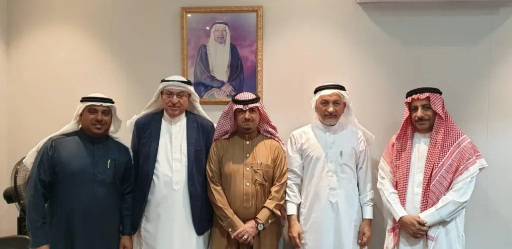 “خيرية القطيف” تدشن “تبرع بباقي الهلل” بالتعاون مع “مزايا الغذاء”