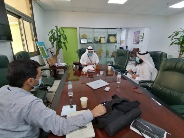 لقاء يبحث تطوير برامج الصحة السكانية في القطيف