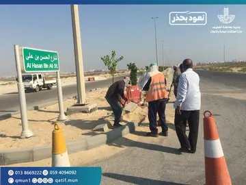 إزالة المطبات العشوائية من شوارع تاروت