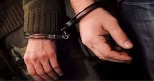 إحالة بنغاليين للنيابة.. تاجرا في 1325 شريحة اتصال بهويات 34 مواطناً ومقيماً