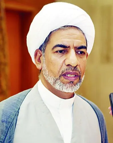 الشيخ علي آل زايد بخير.. وغادر المستشفى