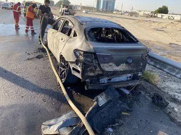 نجاة سعوديتين من احتراق مرسيدس 2020 بعد يومين من استلامها من الوكالة