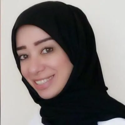 “الصحة” تتوج ندى الشيخ “أم حسن” بجائزة أفضل أداء لمسؤول تحسين لعام 2019