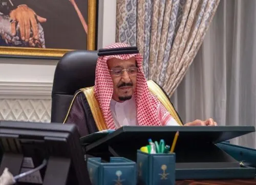 6 قرارات في جلسة مجلس الوزراء برئاسة خادم الحرمين