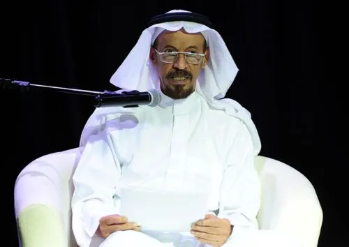 سحمي الهاجري يثير أسئلة حول التنوع المجتمعي والطبقي والإنساني