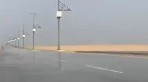 السماء ترد على المشككين في توقعات “الأرصاد”.. مطر في أبو حدرية