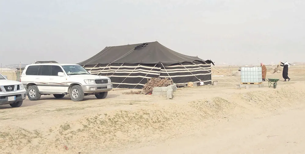 سعوديان ونازح يتخصصون في سرقة مخيمات البر