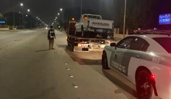 مراهق يُفحطّ بـ”باص”.. وآخر يسير عكس الاتجاه.. ودراجات نارية دون لوحات