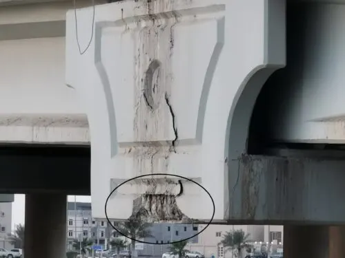 المهندس العوامي يجدد تحذيراته: تصدعات جسر الناصرة مقلقة.. وعلى المسؤولين تقييمه هندسياً