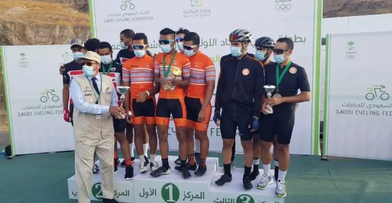 عيال مضر وبنو عوام يعودون من المدينة المنورة بكل بطولات الدراجات