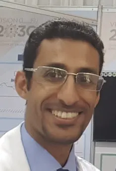 إصابة “حرجة” للدكتور نضال آل قمبر إثر انقلاب مركبته على طريق الرياض