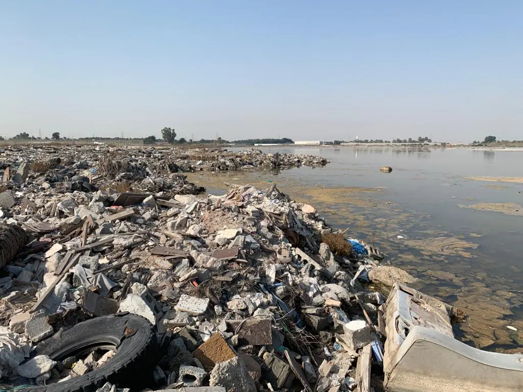 “خور تويريت” ملوّث.. وبلدي القطيف يبحث حلّ مشكلاته قبل استغلاله سياحياً