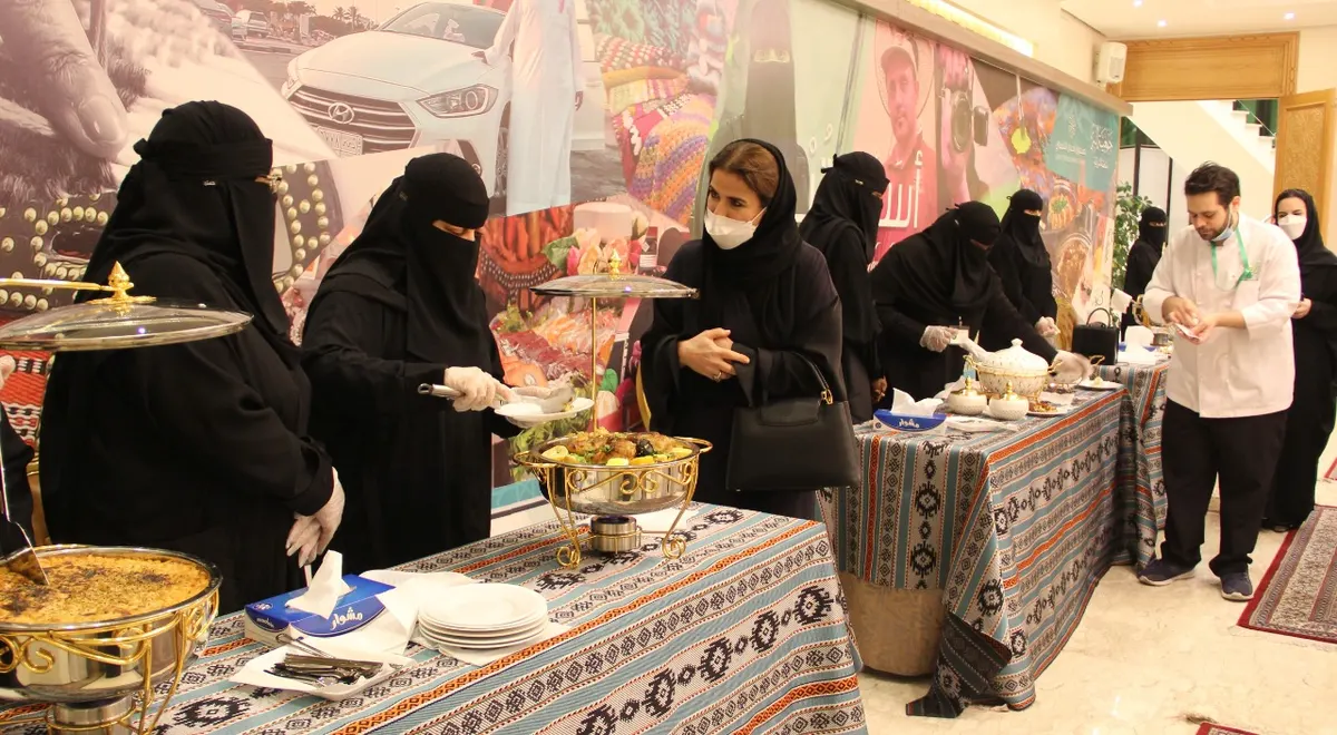 تدريب 1600 أسرة منتجة من “بر الشرقية” على فنون الطهو