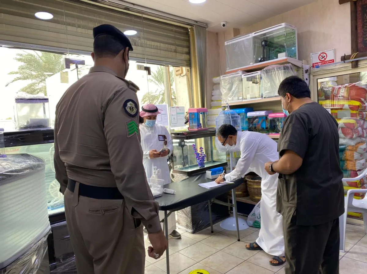 “زراعة” القطيف: مخالفات كورونا في صيدليات البيطرة وباعة الطيور “صفر”