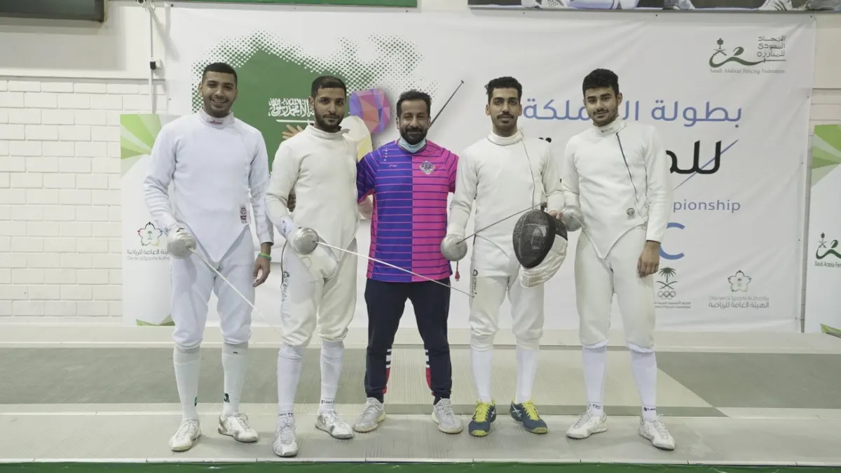 مبارزة.. الهدى يحتكر منافسات سيف الإيبيه والسابر