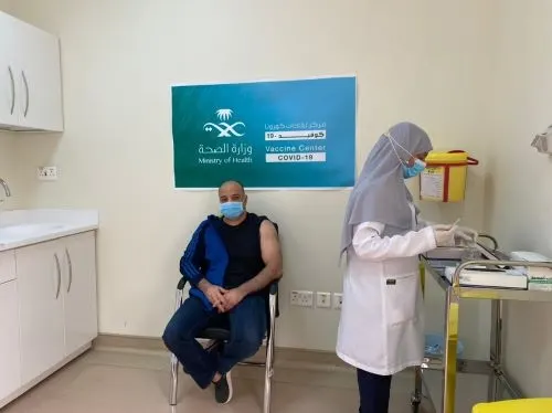 [تحديث] مستشفى الأمير محمد يغير مواعيد تقديم اللقاح.. و«فايزر» متاح