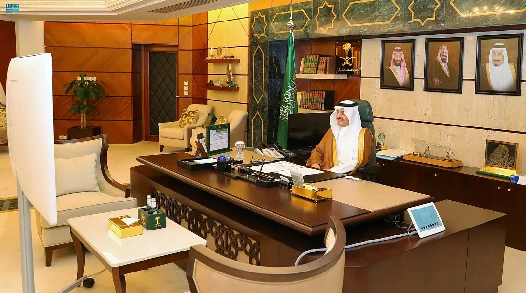 الأمير سعود بن نايف يدعو لوضع مطبات اهتزازية على الطرق السريعة