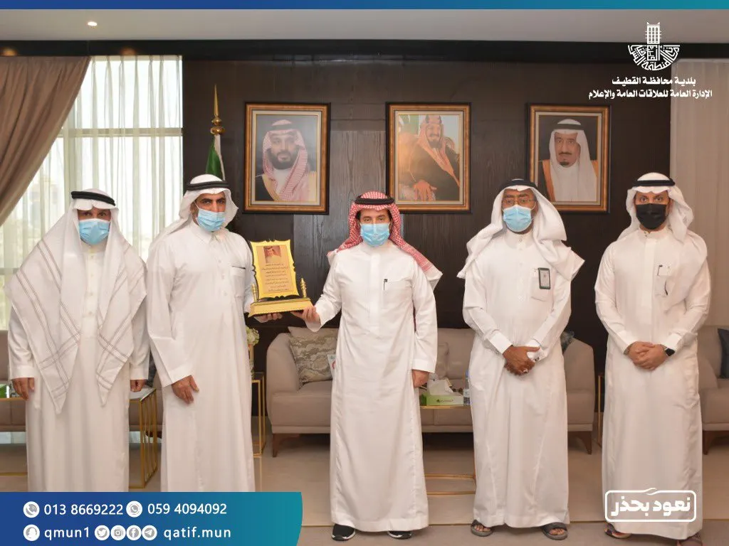 مطالب أهالي الجارودية والملاحة على طاولة رئيس بلدية القطيف