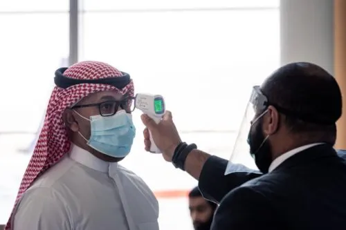 إصدار بطاقة صعود الطائرة الداخلية بالحالة الصحية في “توكلنا”.. إلكترونياً