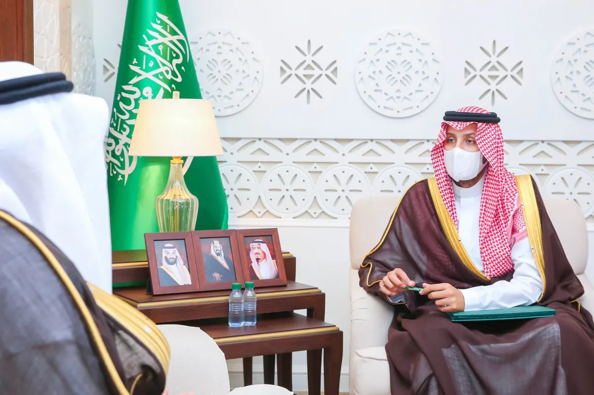 نائب أمير الشرقية يطلع على رقابة أمانة المنطقة