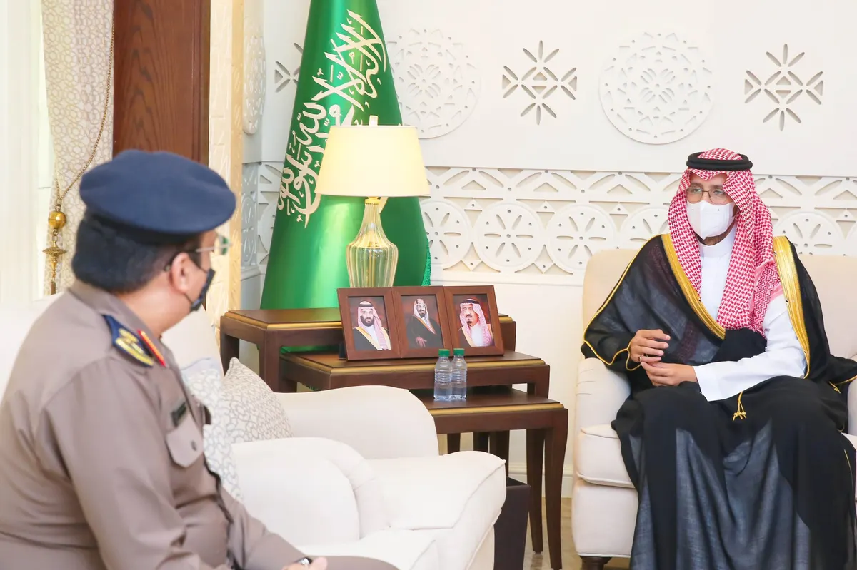 نائب أمير الشرقية يُوجه “الدفاع المدني” بتشديد الجولات الرقابية