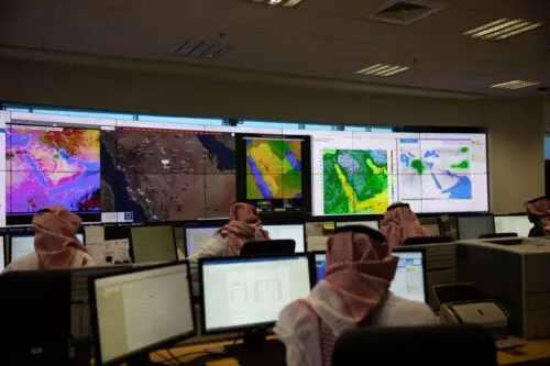 الأرصاد: حرارة الدمام تتجاوز نصف مستوى الغليان