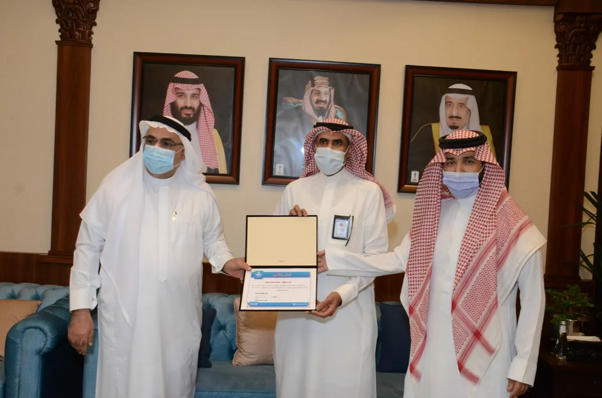 3 تكريمات وترقية استثنائية للمُنقذ «البطل» محمد العليط