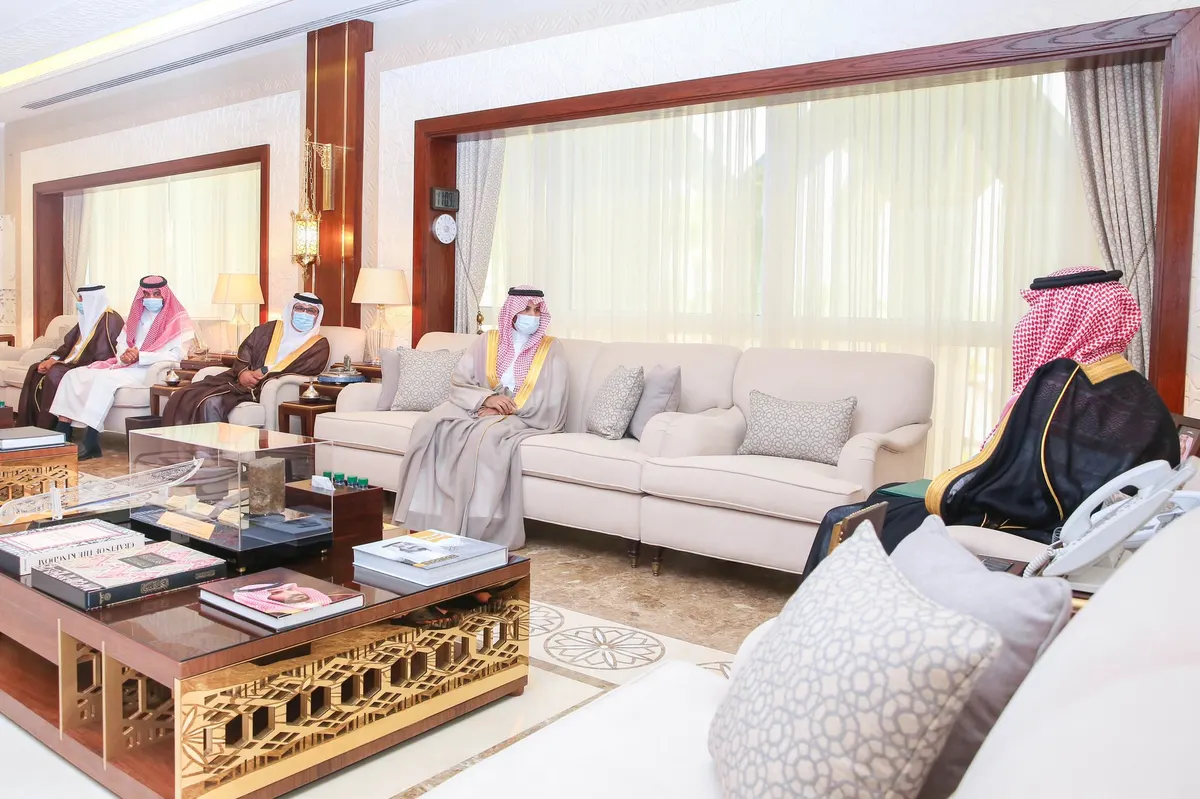 أمير الشرقية: الحوكمة عززت برامج الجمعيات الخيرية