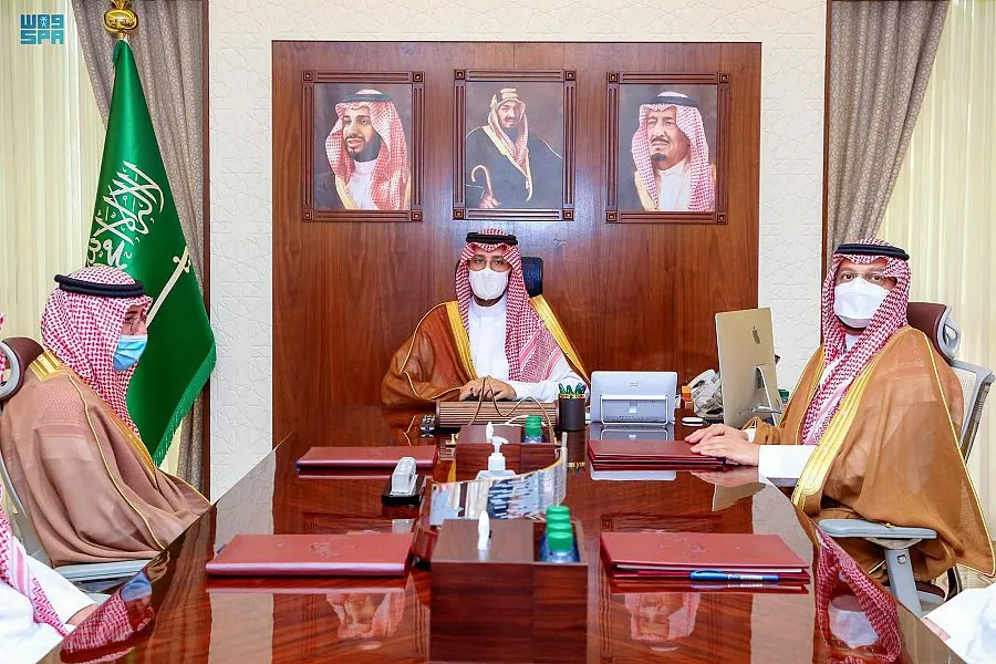 نائب أمير الشرقية يطّلع على أداء الخطوط الحديدية في المنطفة