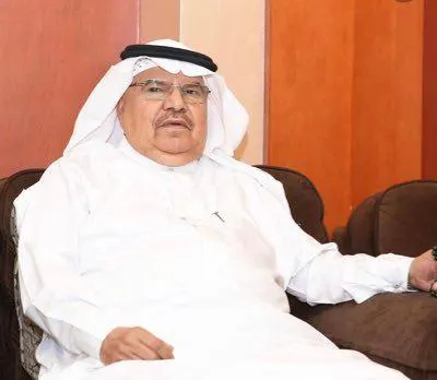 صالح المطوع ورفاقه ينجون من موج «نصف القمر» ويسبحون 4 ساعات