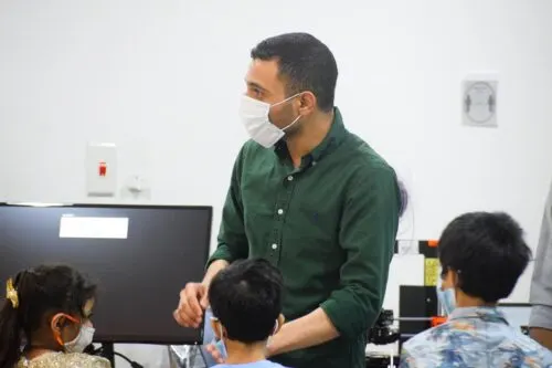 فاضل الصائغ.. أن تفني زهرة شبابك في الاختراع ودعم المبتكرين