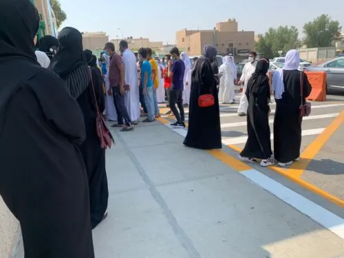 إغلاق مدرسة السلام في سيهات ومجمع الأمير سعود بالدمام.. لنفاذ اللقاح