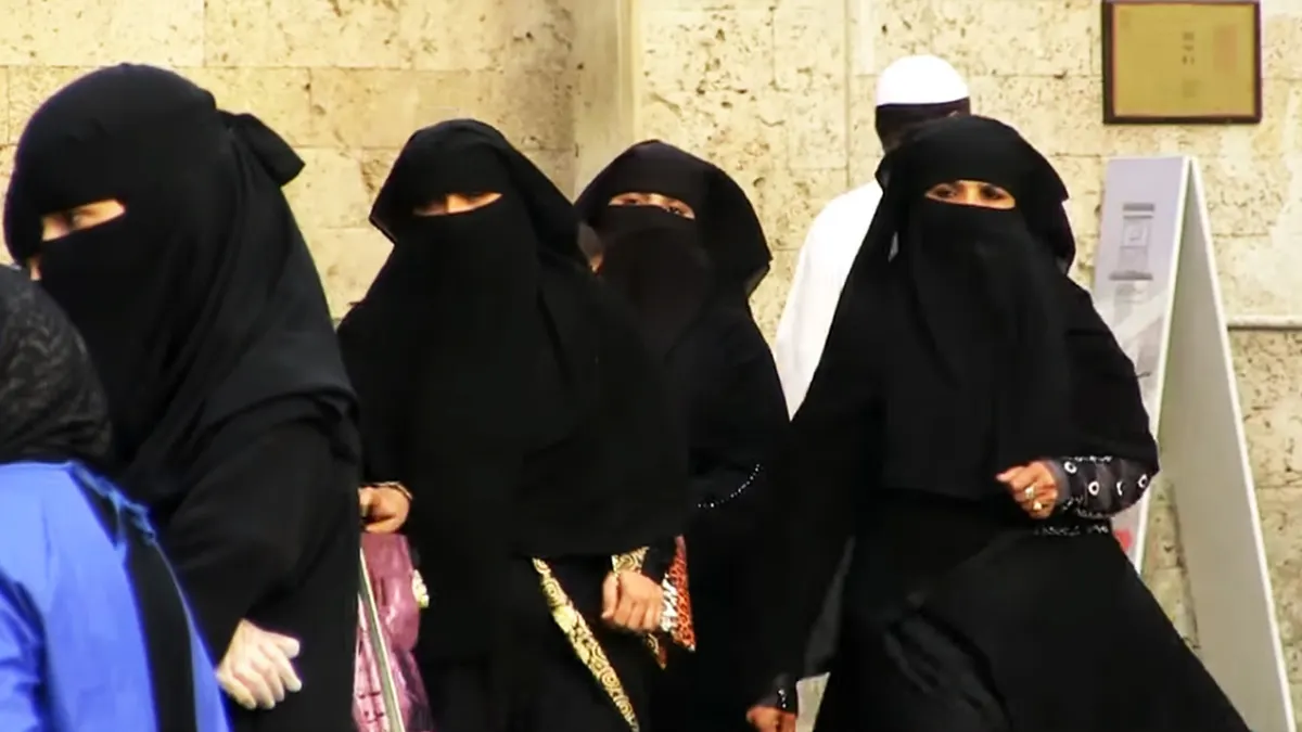 قبل انتهاء سبتمبر.. 17 سعودياً ومقيماً يتورطون في «التحرش» بالفتيات