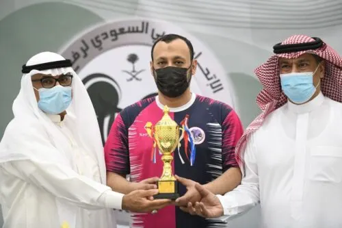 أندية القطيف منفردة على منصة التتويج في بطولة المملكة للأثقال