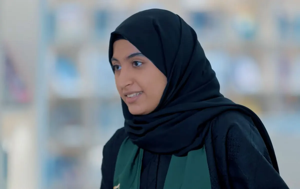 «شهوووودة» تُشعل الشمس في دبي.. وتحقق شرف المشاركة في مسابقة «بطل القراءة»