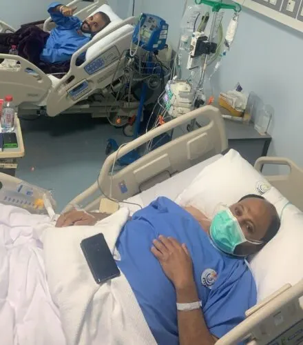 علي الحصار: خفت أن تسبقني زوجتي أم كوثر وعمي صالح.. فقدمت كليتي لأبي