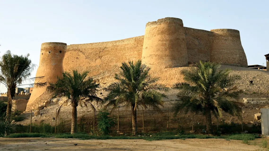على قدمٍ وساق.. تاروت تُحضّر قصرها لـ 7 أيام من محاورة التاريخ والتراث