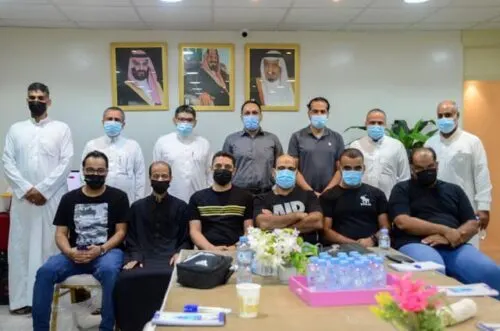 حلة محيش.. فرق تطوعية تطلق مبادرات خدمية