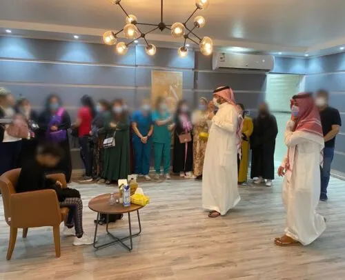 كمين يوقع بوافدين يؤجران 18 عاملة نظافة هاربة